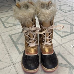 Kids Sorel Snow Boots Size 3